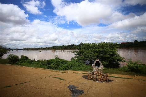 Rio Parna Ba Sobe Cm Nas Ltimas Horas E Pode Chegar A N Vel De