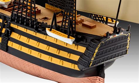 Model Set HMS Victory