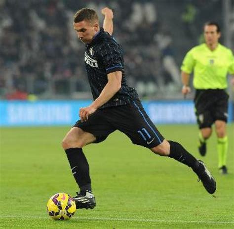 sp Fußball Italien Mailand Inter Podolski Startelf Podolski erstmals