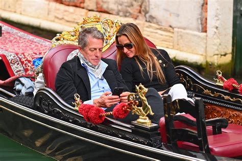 La Escapada Romántica De Hugh Grant Con Su Pareja En Venecia Y Las