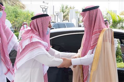 الأمير بدر بن سلطان يعزي ذوي علي محمد بن لادن واتس المملكة