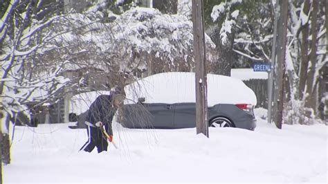 Doctor Says Shoveling Heavy Snow Can Put Stress On The Heart Nbc