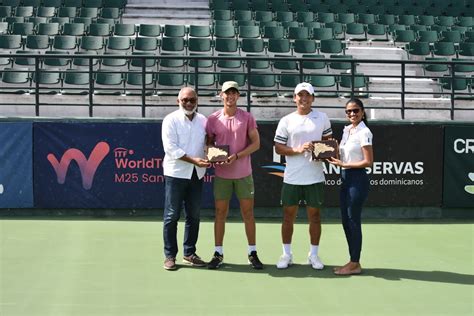 Peter Bertran campeón de dobles M25 Santo Domingo Momento Deportivo RD