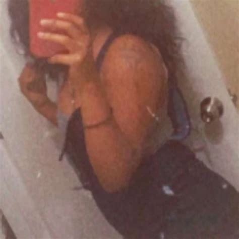 Horny Wife Masterbates With Her Toys XHamster