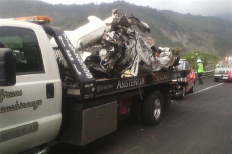 Identifican A Víctimas De Accidente En La Autopista México Tuxpan