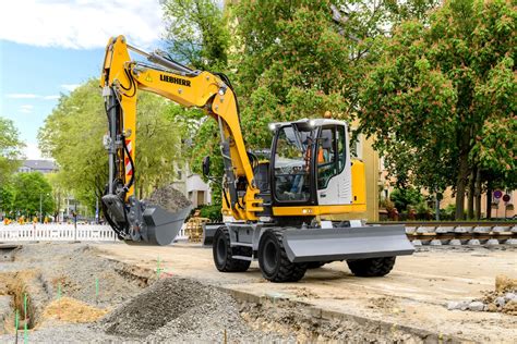 Liebherr A Compact Litronic Bagger Technische Daten