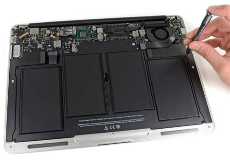 Macbook Air Teardown Reveals Upgradeable Ssd Iclarified