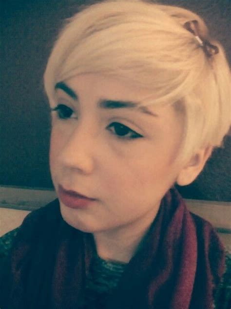 Blonde Pixie Gone Tomorrow Blonde Pixie Pixie Cuts Hair Today Soul Blonde Pixie Cuts Pixie