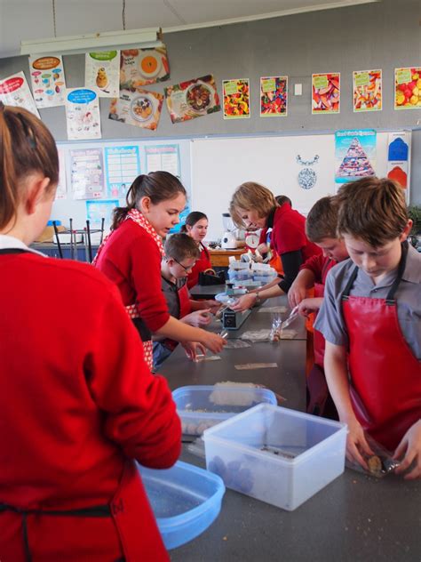 Feilding Intermediate School At The Feilding Farmers Market This Coming