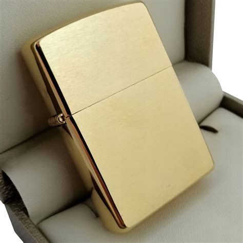 ZLATÝ ZAPALOVAČ ZIPPO KLASICKÝ 24K CERTIFIKÁT ELEGANTNÍ dárek PRO NĚJ