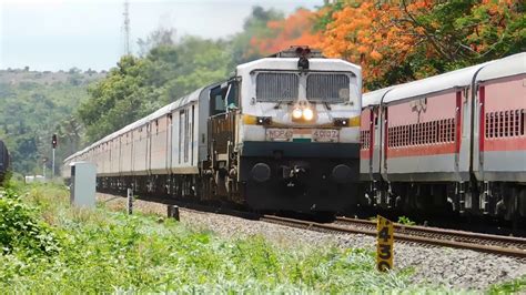 Tvc Rajdhani Express Crossing Ers Nzm Duronto Express