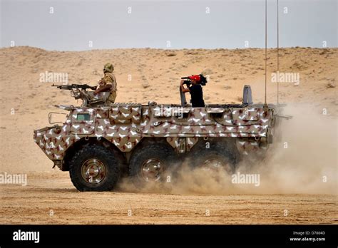 Qatar armed forces hi-res stock photography and images - Alamy