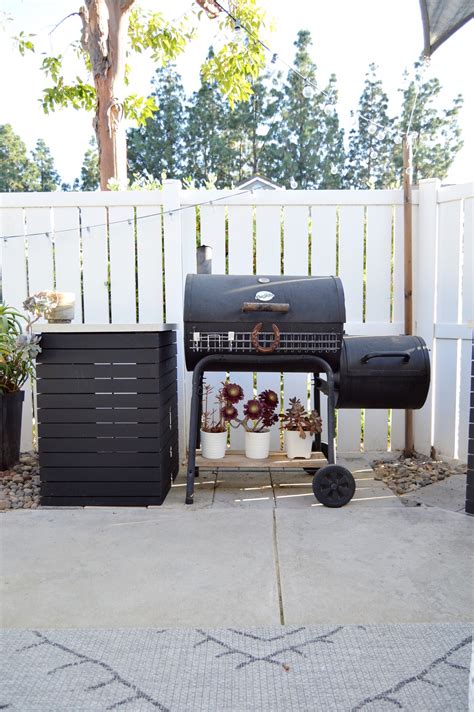 Backyard bbq station {DIY}