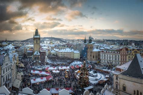 Prague Christmas Markets - Where to stay and when to travel