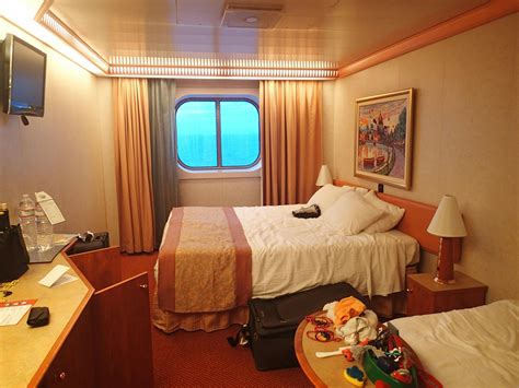 Carnival Splendor Cruise Review by smoobies - July 28, 2013