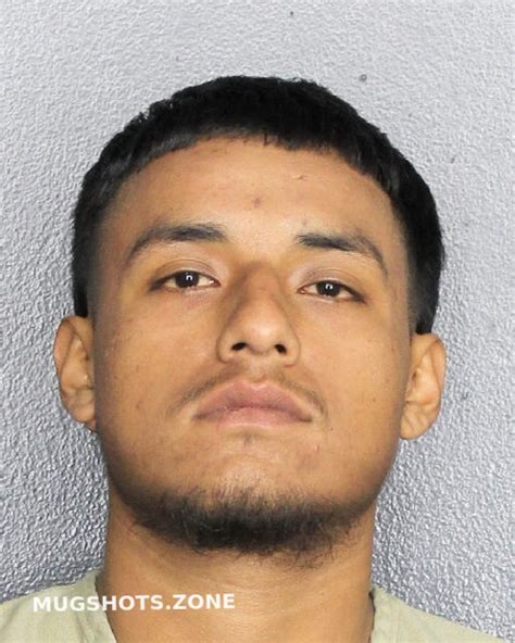 MEJIA ROMAN IGNACIO 09 28 2022 Broward County Mugshots Zone