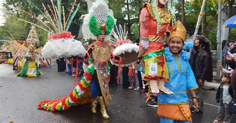 Ini Para Pemenang Lomba Fashion Karnaval Dan Pawai Budaya Di Festival