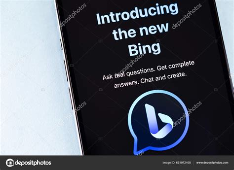 Microsoft Bing Logo Mobile App Screen Smartphone Iphone Closeup