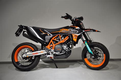 Umgebautes Motorrad Ktm Smc R Von Motobike Handels Gmbh Ps At