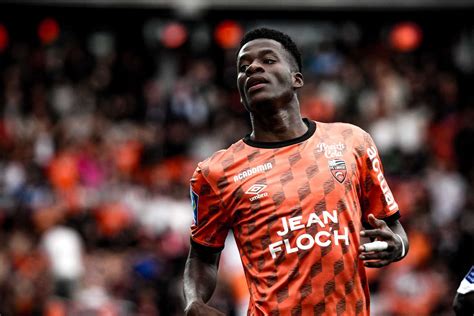 Dango Ouattara signe à l AFC Bournemouth FC Lorient