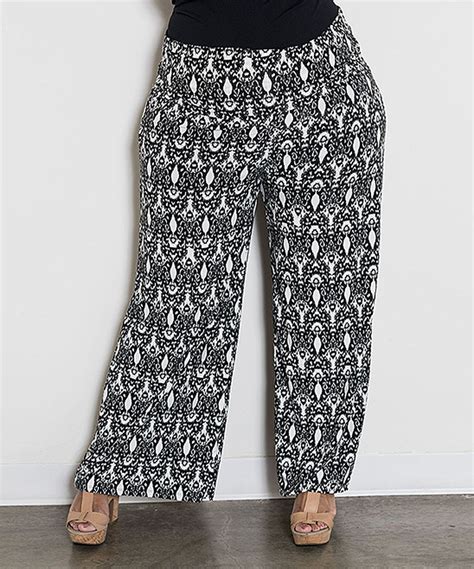 This Sealed With A Kiss Designs Black And White Geometric Palazzo Pants Plus By Sealed With A