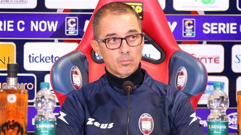 Le Parole Di Mister Longo Alla Vigilia Di Foggiacrotone F C Crotone