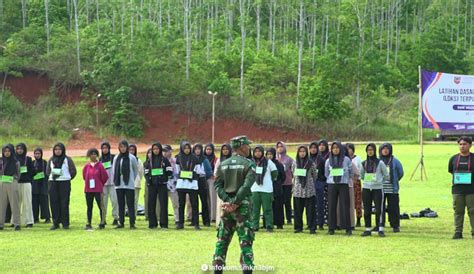 SMKN 3 BANJARMASIN SMKN 3 Banjarmasin Gelar Latihan Dasar