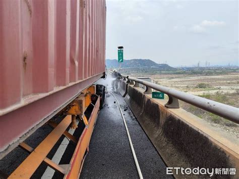 快訊／國3大甲段貨櫃車起火！駕駛「開到一半變烏賊車」驚險逃命 Ettoday社會新聞 Ettoday新聞雲