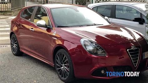 RUBATA GIULIETTA QUADRIFOGLIO Segnalazione A Torino