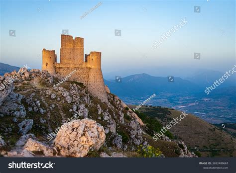 2,754 Rocca calascio Images, Stock Photos & Vectors | Shutterstock