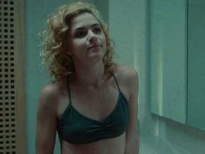 14 CAMERAS NUDE SCENES AZNude