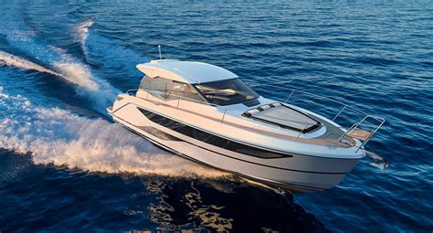 The New Bavaria Sr36 For The Perfect Day At Sea Bavaria Yachts