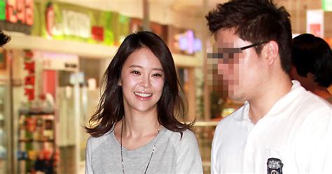 포토엔 남친 정석원 응원온 백지영 살며시 비치는 초미니