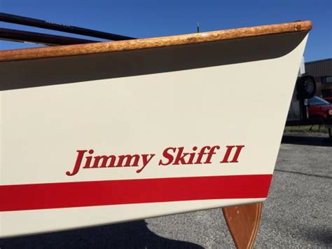 Custom Vinyl Boat Lettering - Red