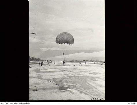 Noemfoor Island Dutch New Guinea Us Paratroopers Of The