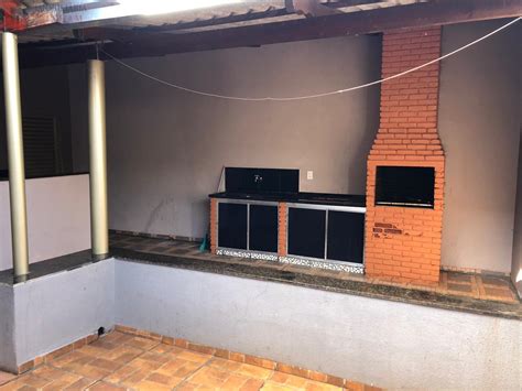 CASA A VENDA NO CONJUNTO ÁGUIAS EM ARAPONGAS Imobiliária e Loteadora