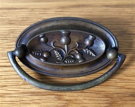 Hepplewhite Drawer Pulls Oval Flowers Leaves Thistle 1 Pull Available