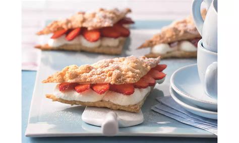 Blätterteig mit Erdbeeren und Quark Rezept Dr Oetker