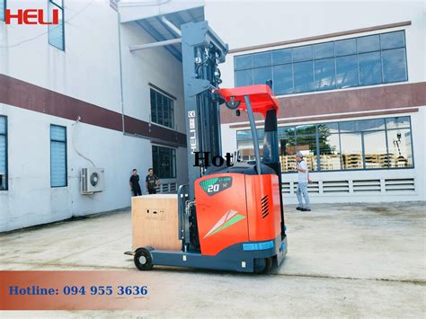 Thông Tin Chi Tiết Về Xe Nâng Reach Truck Đứng Lái 2 Tấn Heli Mới 100