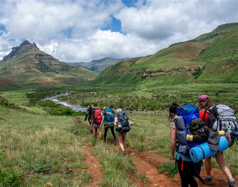 Book a women-only hiking workshop in the Drakensberg