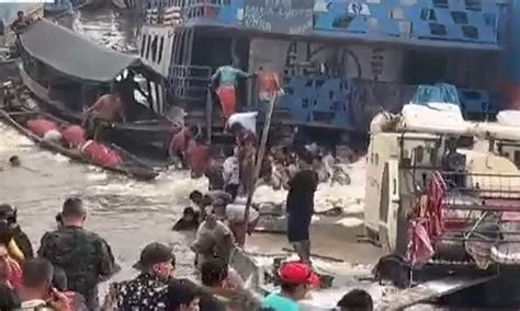 VIDEO Pucallpa Se hunde embarcación en río Ucayali Canal N