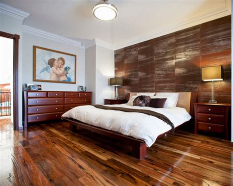 Brown Accent Wall | Houzz