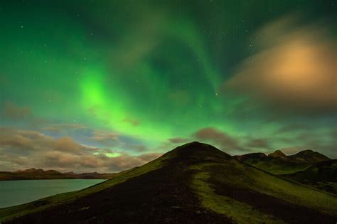 Iceland Photos-iceland northern lights over iceland