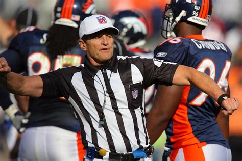 Veteran Nfl Referee Ed Hochuli Is Retiring Cbs Colorado