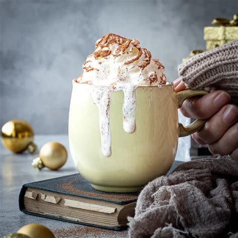 The Best Easy Christmas Hot Chocolate Recipe