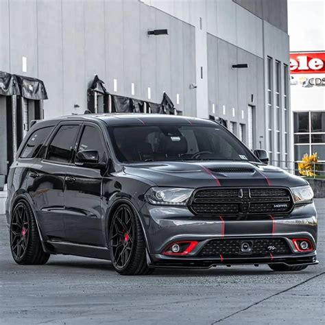 Bagged Dodge Durango R T With Air Suspension And Lots Of Mods Musclecardna Dodge Durango