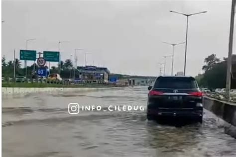 Jalur Tol Bsd Jakarta Banjir Arus Lalu Lintas Macet Kilat