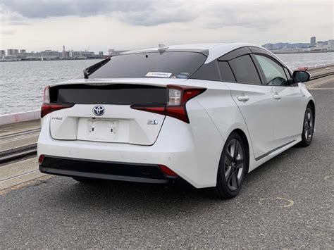 Toyota Prius A Touring Premium Selection Zvw Gari