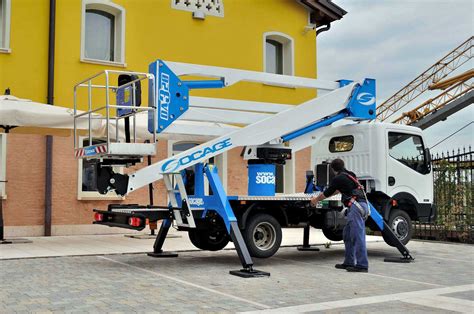 NOLEGGIO PIATTAFORMA AEREA NOVARA NOLEGGIO PIATTAFORMA AEREA BORGOMANERO