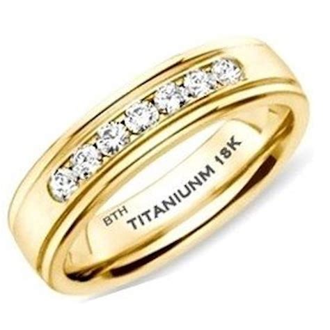 Gold Classic Unisex Titanium Ring 7mm